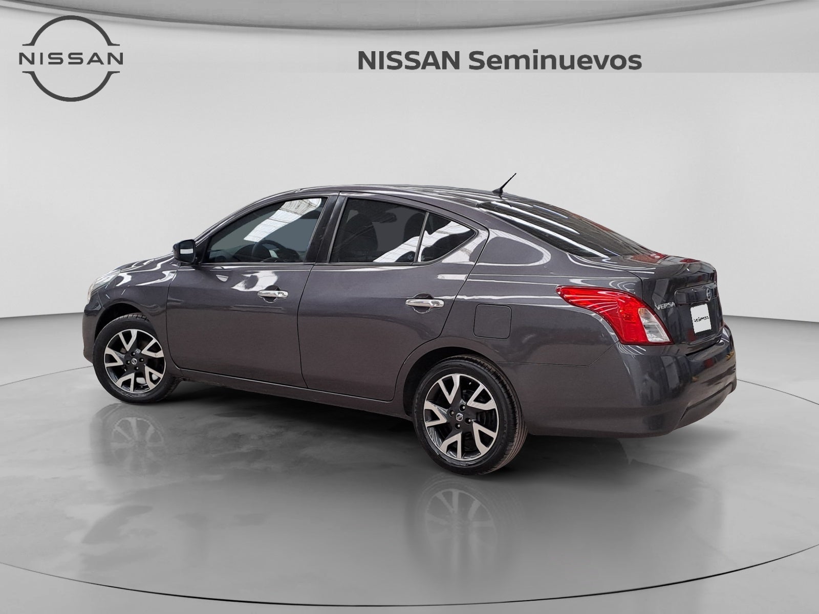 2019 Nissan VERSA ADVANCE MT AC