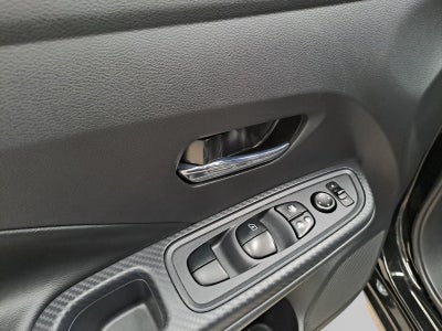 2025 Nissan VERSA SR CVT 25