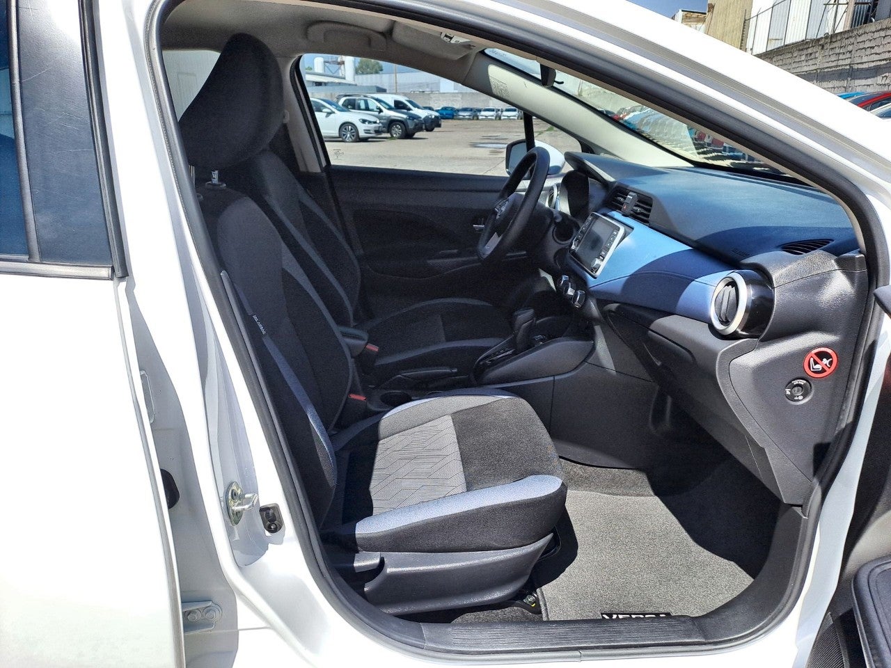 2025 Nissan VERSA ADVANCE CVT 25