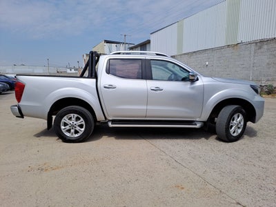 2022 Nissan FRONTIER LE TA 22