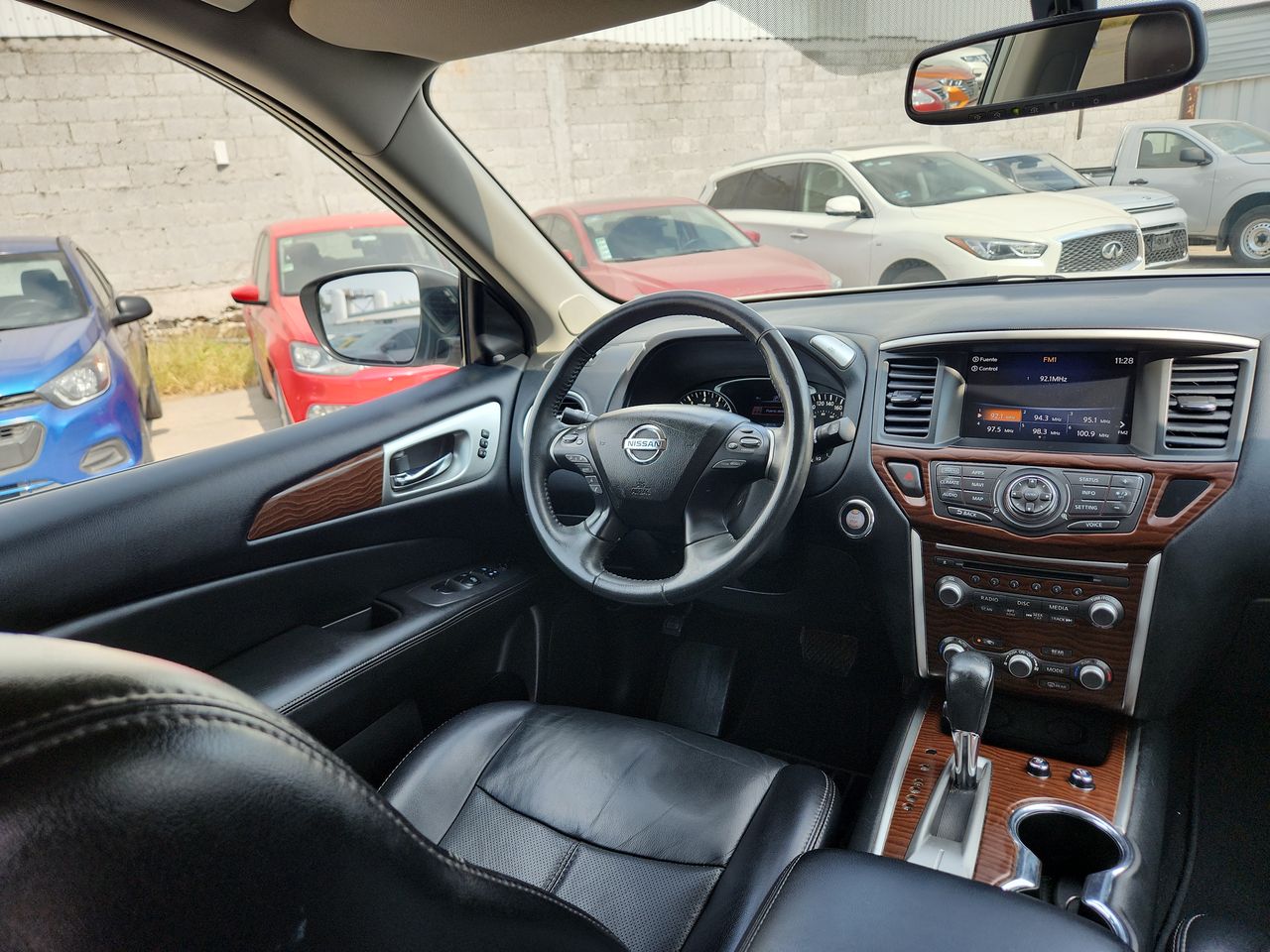 2018 Nissan PATHFINDER EXCLUSIVE