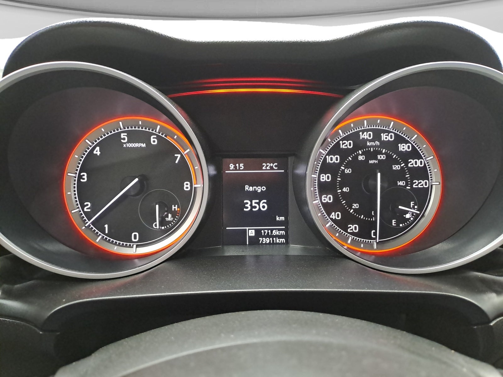 2022 SUZUKI SWIFT GLX 5MT