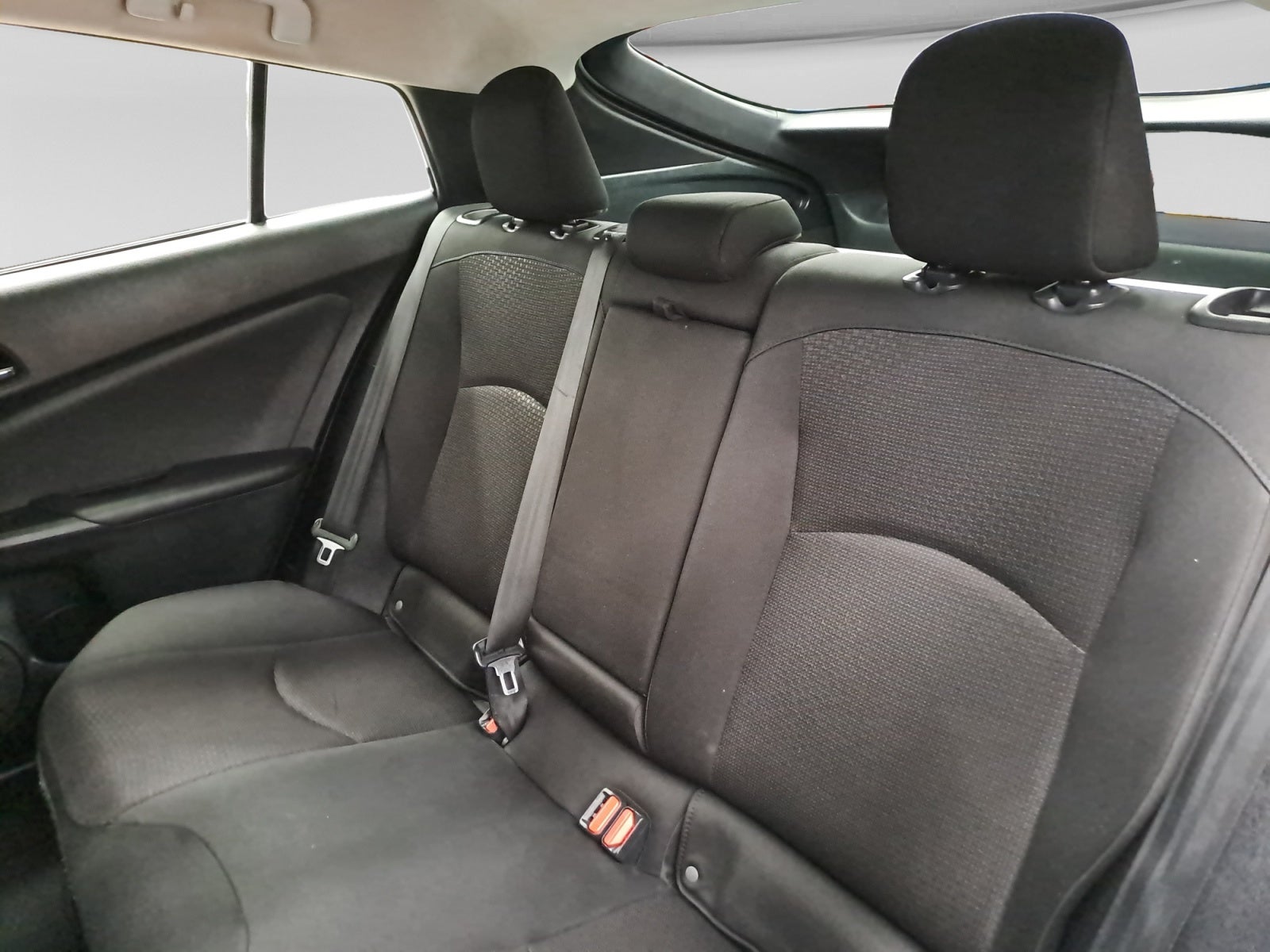2021 Toyota PRIUS BASE