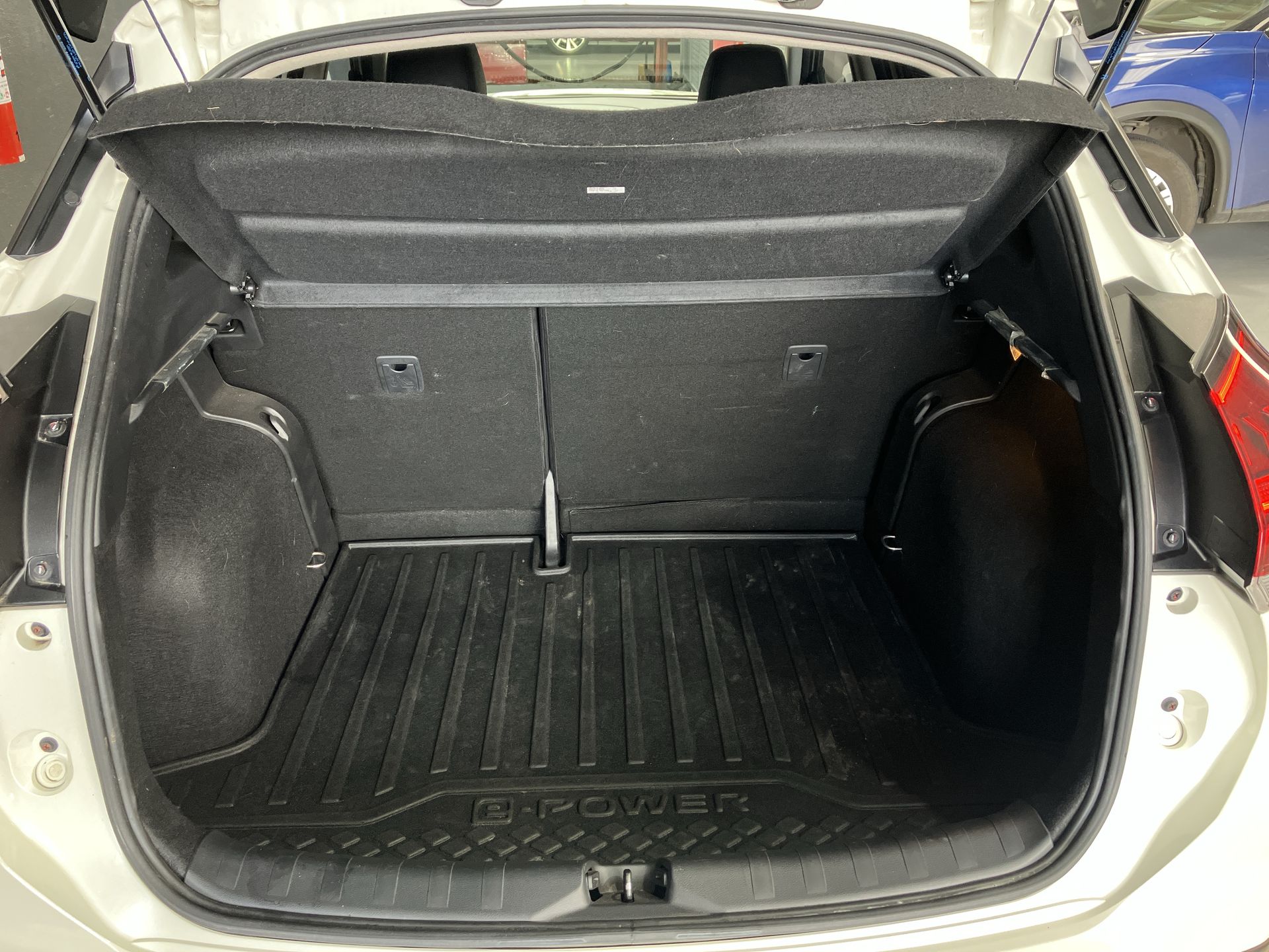 2024 Nissan KICKS PLATINUM E-POWER 24
