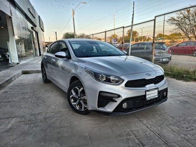 2021 Kia FORTE LX IVT