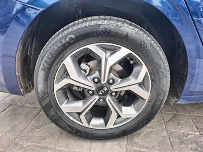 2021 Kia FORTE EX