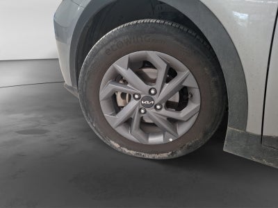 2024 Kia K3 LX AT