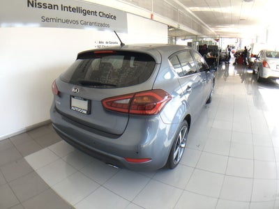 2018 Kia FORTE FORTE HB SX AT