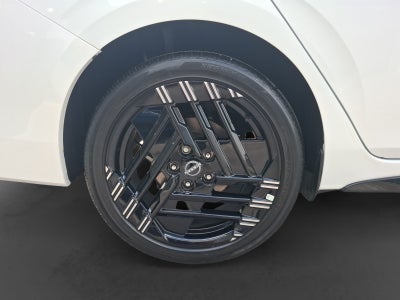 2026 Nissan SENTRA SR PLATINUM CVT 26
