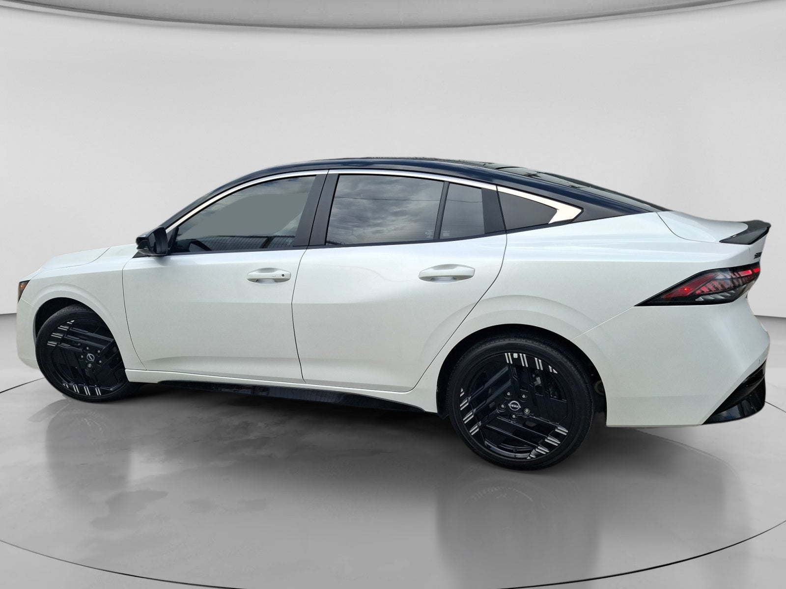 2026 Nissan SENTRA SR PLATINUM CVT 26