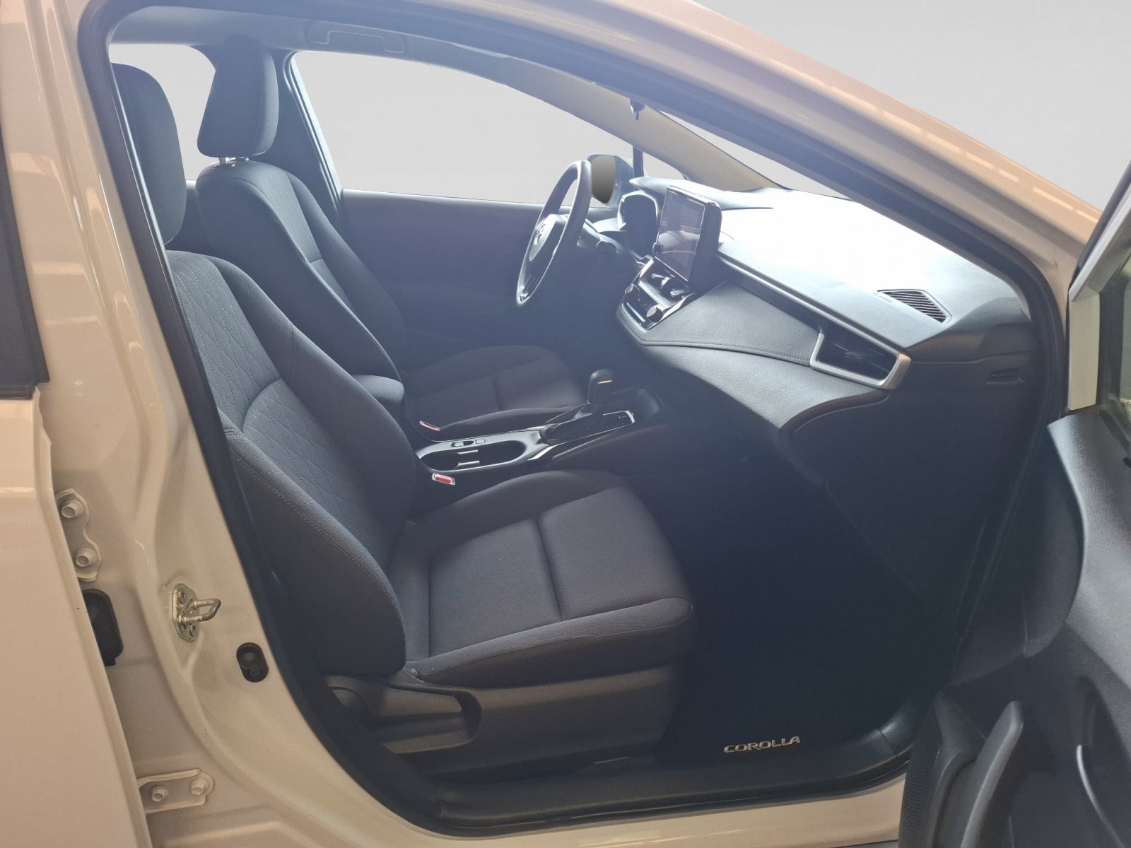 2024 Toyota COROLLA LE HEV