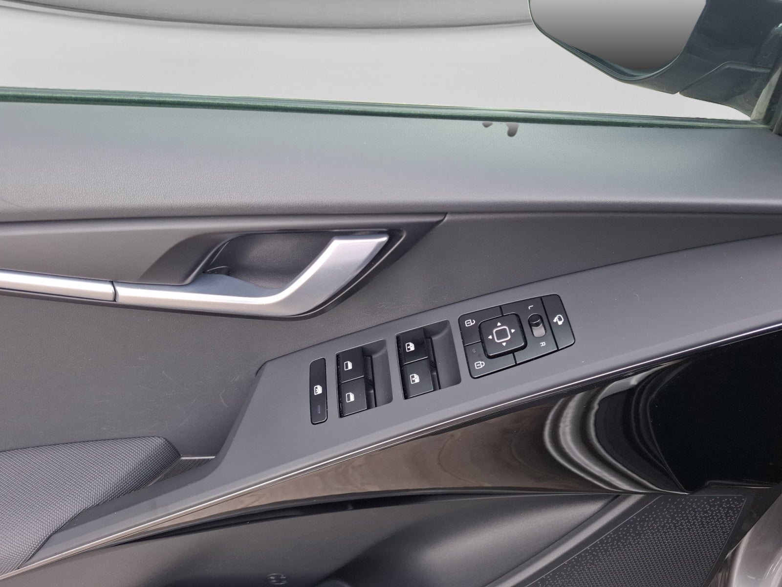 2023 Kia NIRO EX