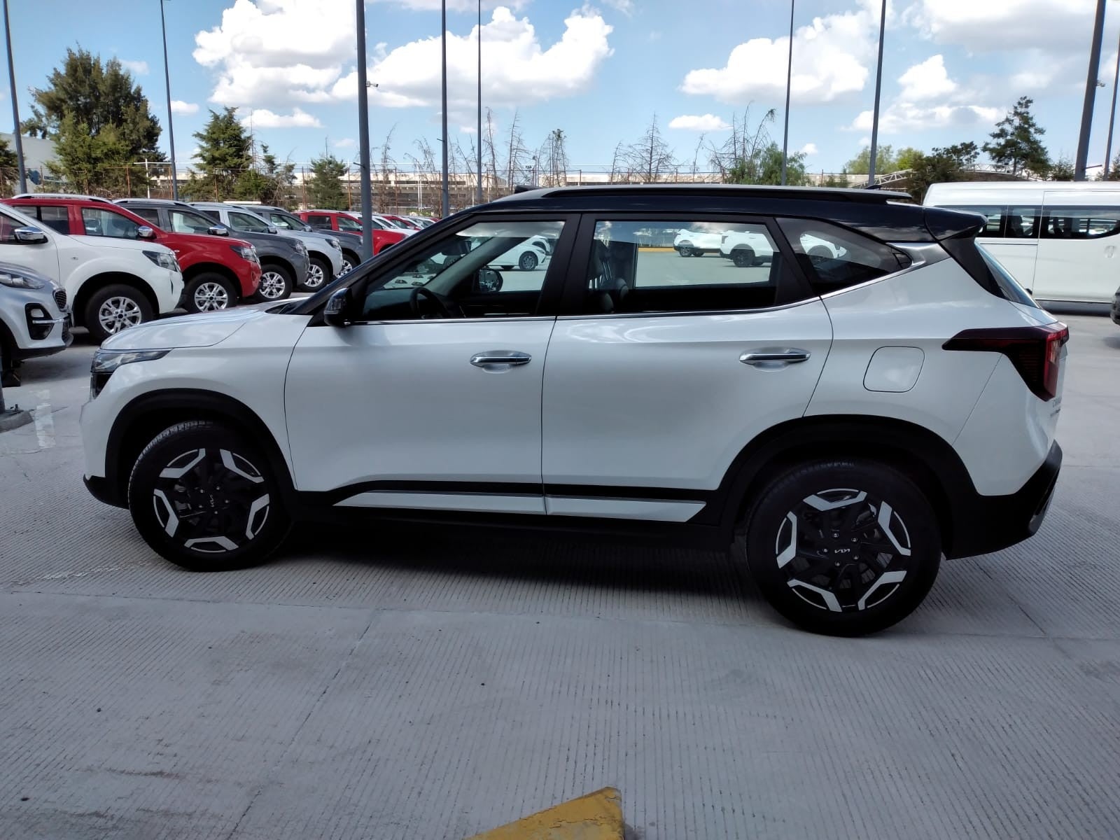 2024 Kia SELTOS SXL