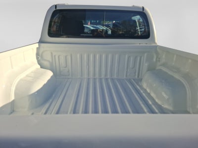 2023 Toyota HILUX D-CAB BASE