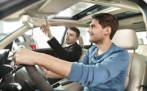 Schedule a test drive at Nissan Autocom Querétaro La Capilla in Querétaro, Querétaro, México.